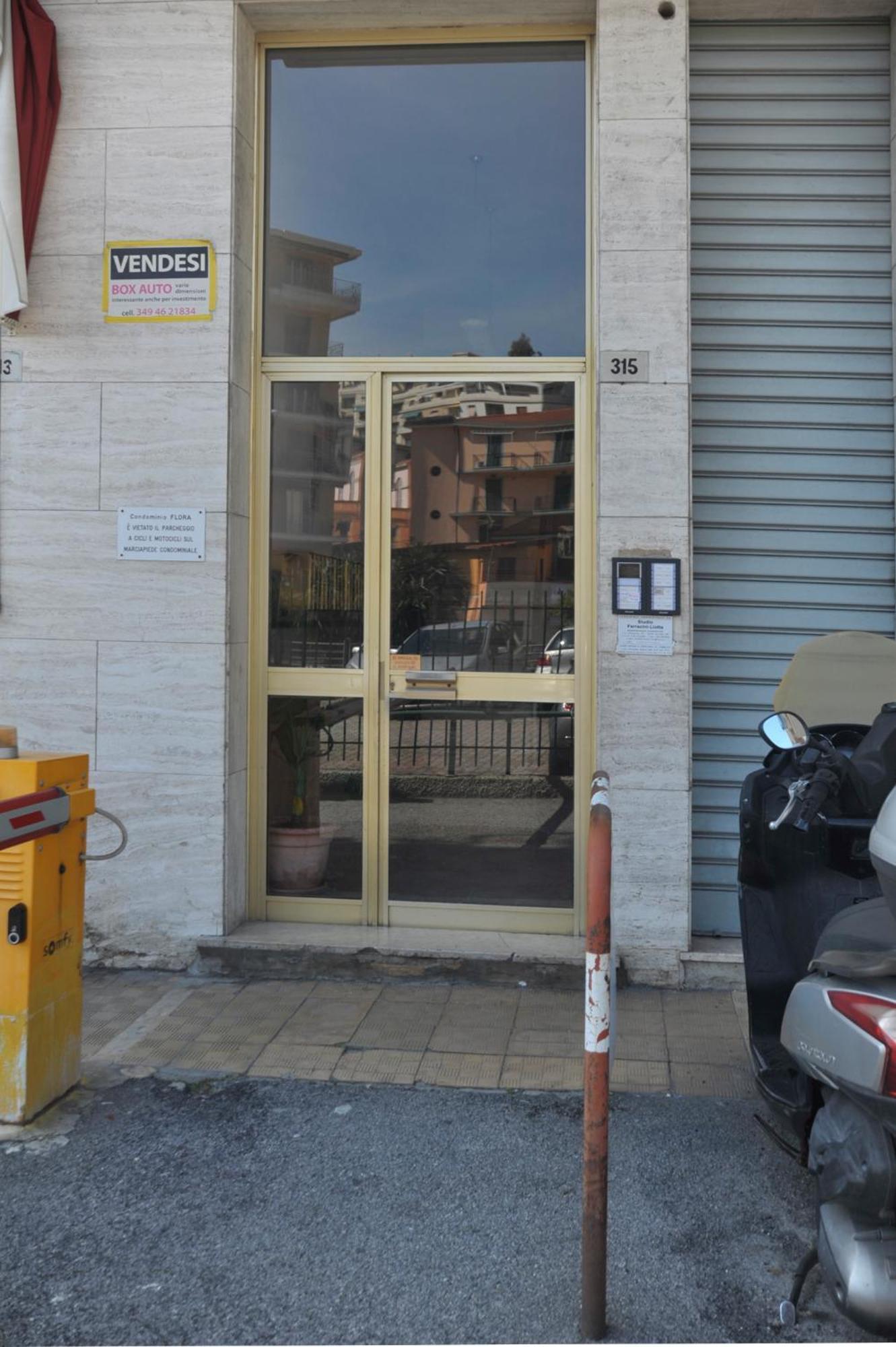 Апартаменты Casa Carina Centro Citta Con Garage Privato Санремо Экстерьер фото